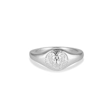 Load image into Gallery viewer, Lion Signet Ring

