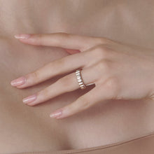 Load image into Gallery viewer, qvotb
