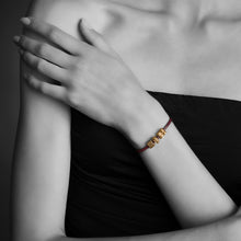 Load image into Gallery viewer, qvotb
