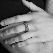 Load image into Gallery viewer, Trinity Knot Ring
