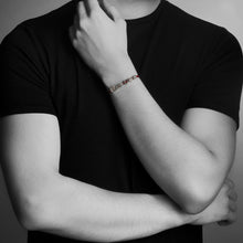 Load image into Gallery viewer, qvotb
