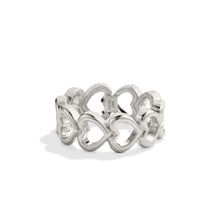 Load image into Gallery viewer, Heart Link Ring
